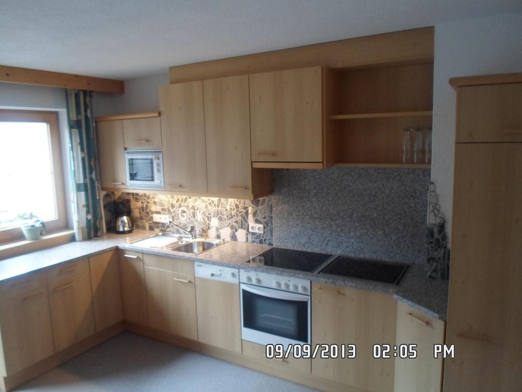 Apartmán Haus Kroell Elisabeth Zell am Ziller Pokoj fotografie